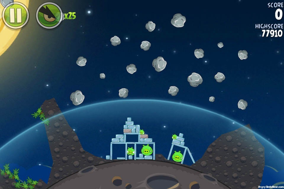 download the new Angry Piggies Space
